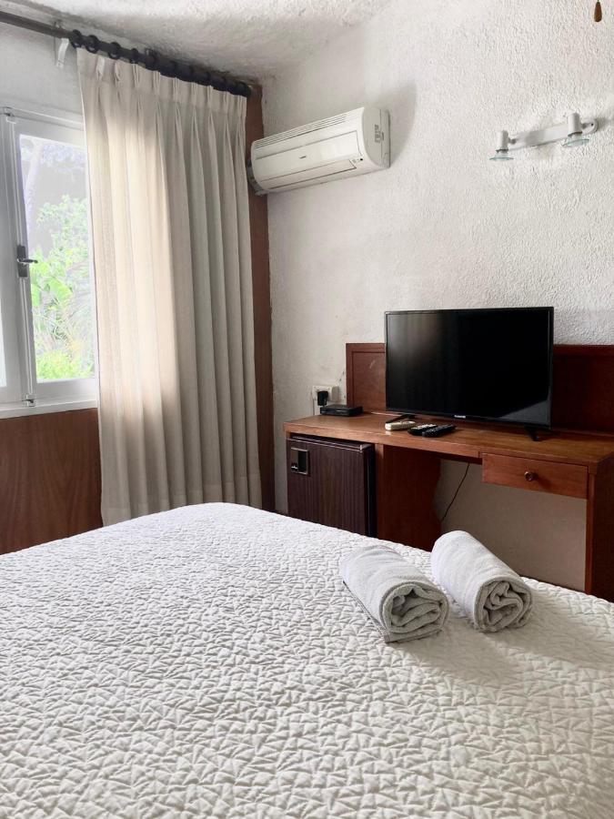 Hotel Oasis بونتا دل استي المظهر الخارجي الصورة