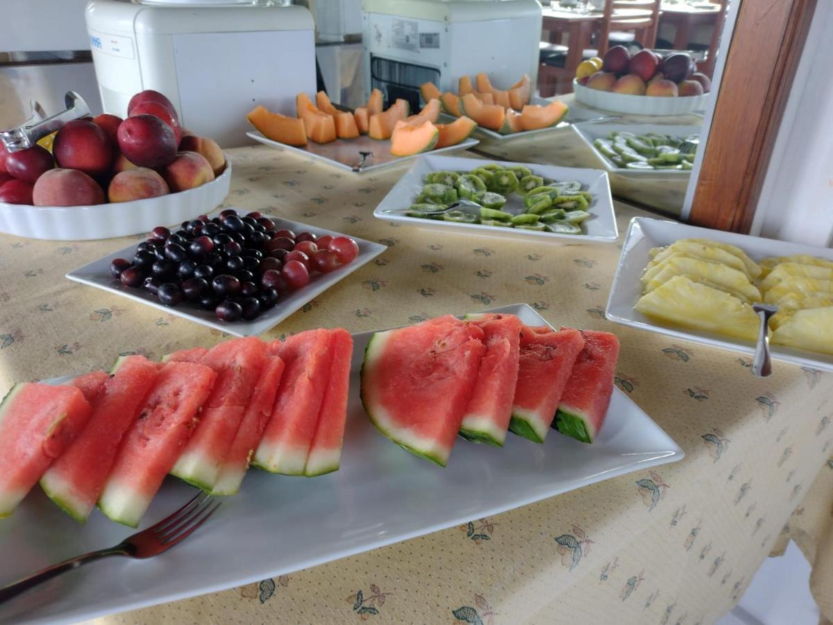 Hotel Oasis بونتا دل استي المظهر الخارجي الصورة