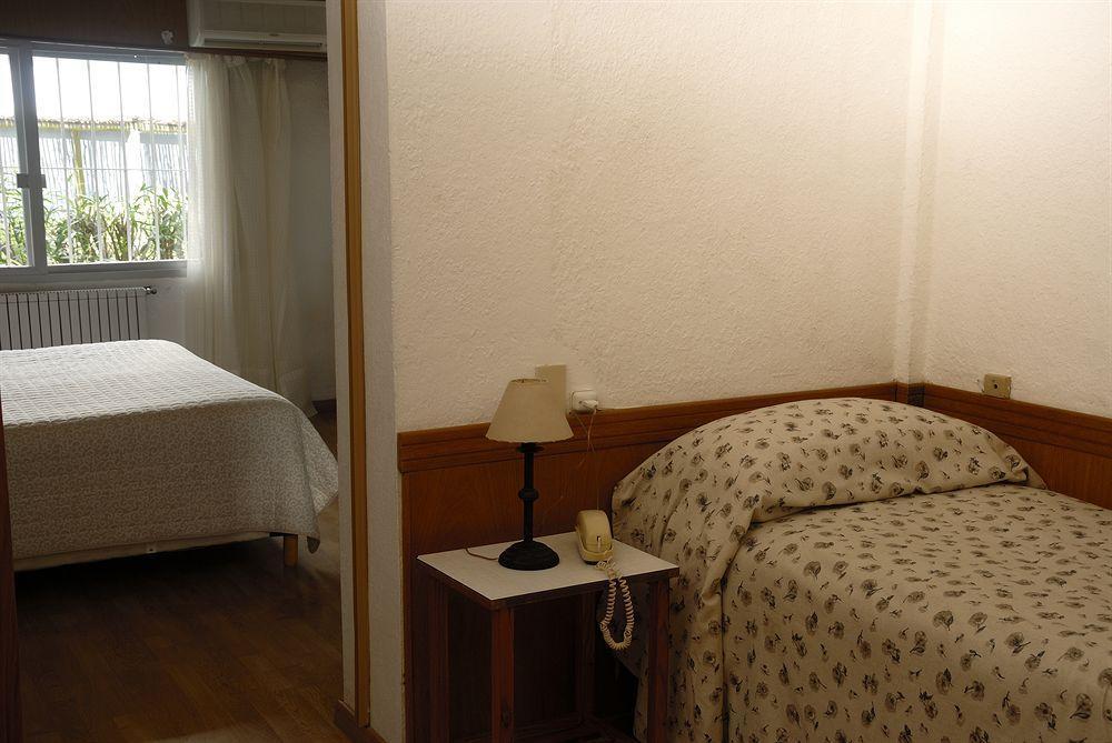 Hotel Oasis بونتا دل استي المظهر الخارجي الصورة